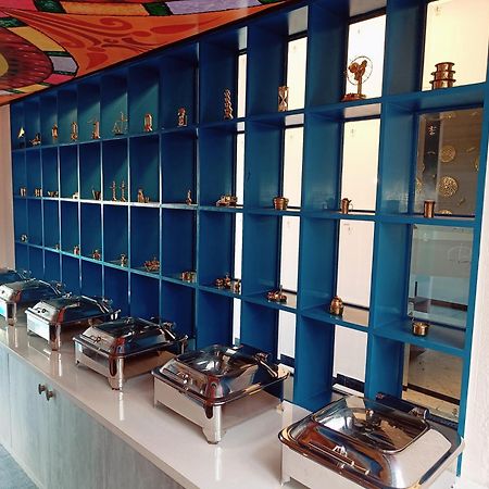 Bay Breeze Suites Chennai Ngoại thất bức ảnh