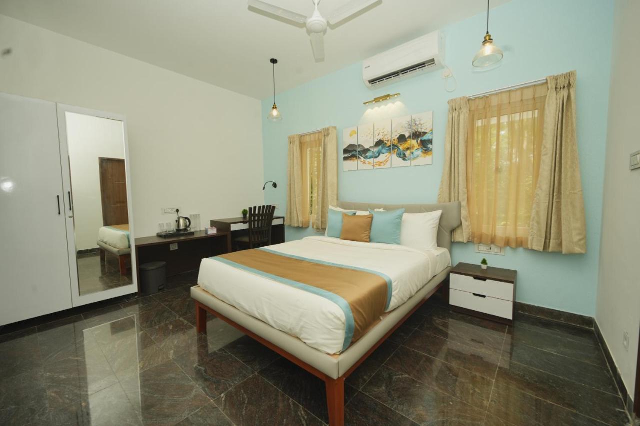 Bay Breeze Suites Chennai Ngoại thất bức ảnh