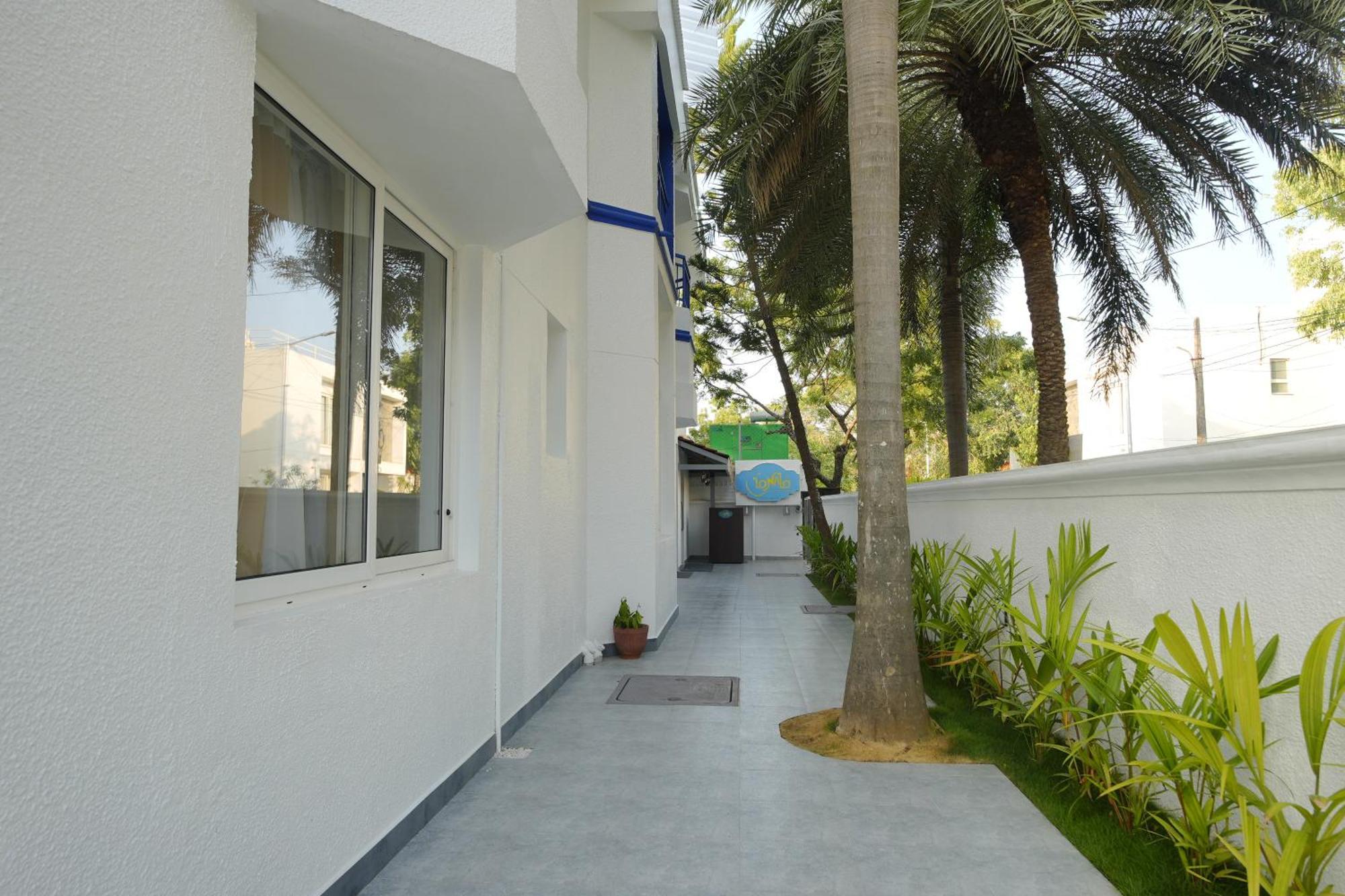 Bay Breeze Suites Chennai Ngoại thất bức ảnh