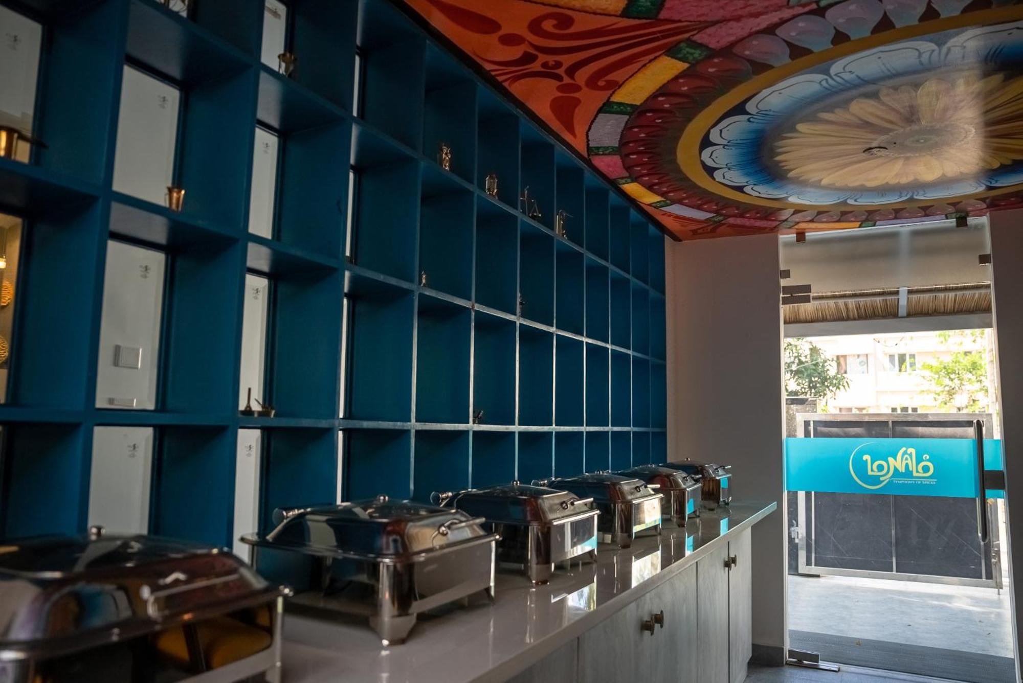 Bay Breeze Suites Chennai Ngoại thất bức ảnh