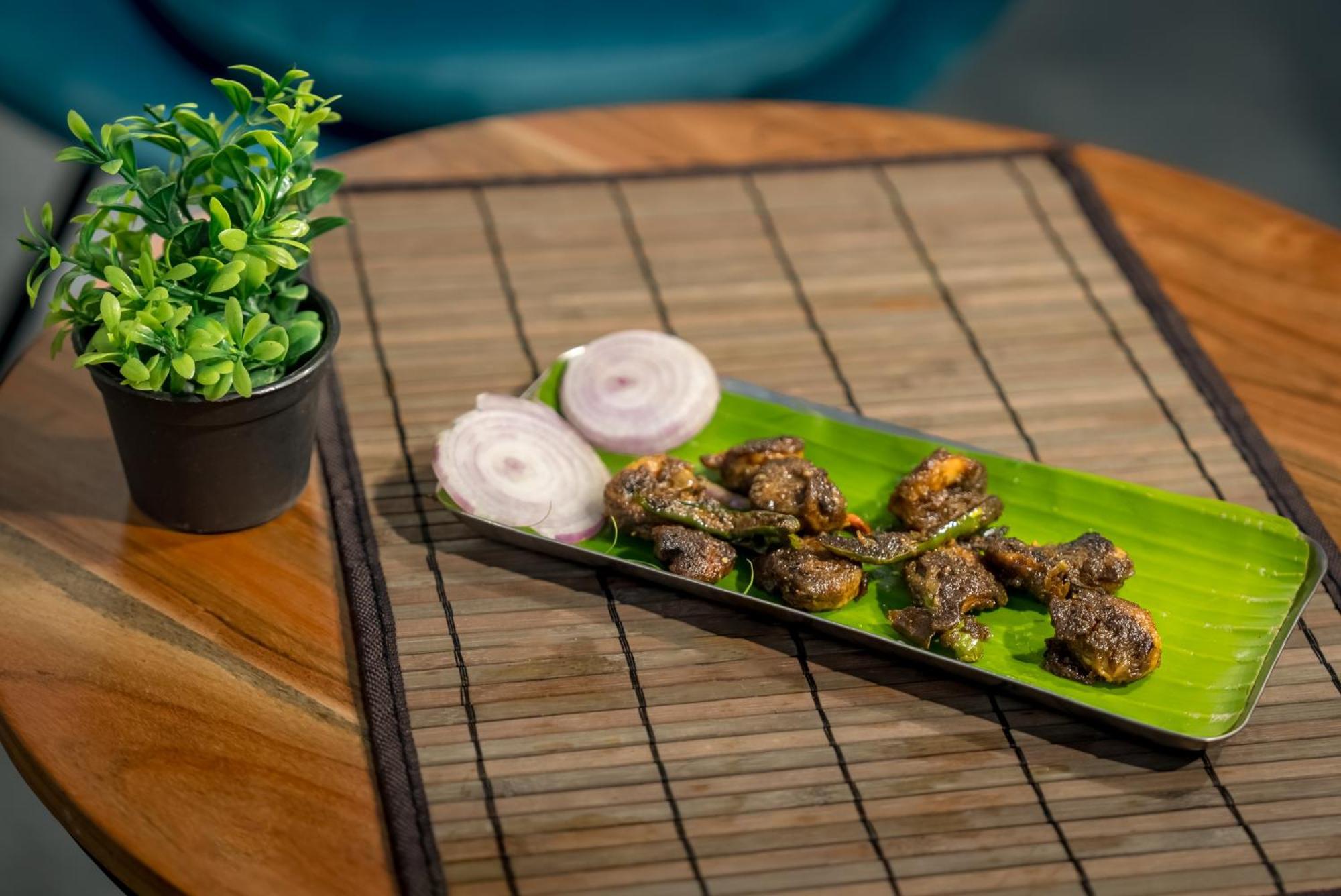 Bay Breeze Suites Chennai Ngoại thất bức ảnh