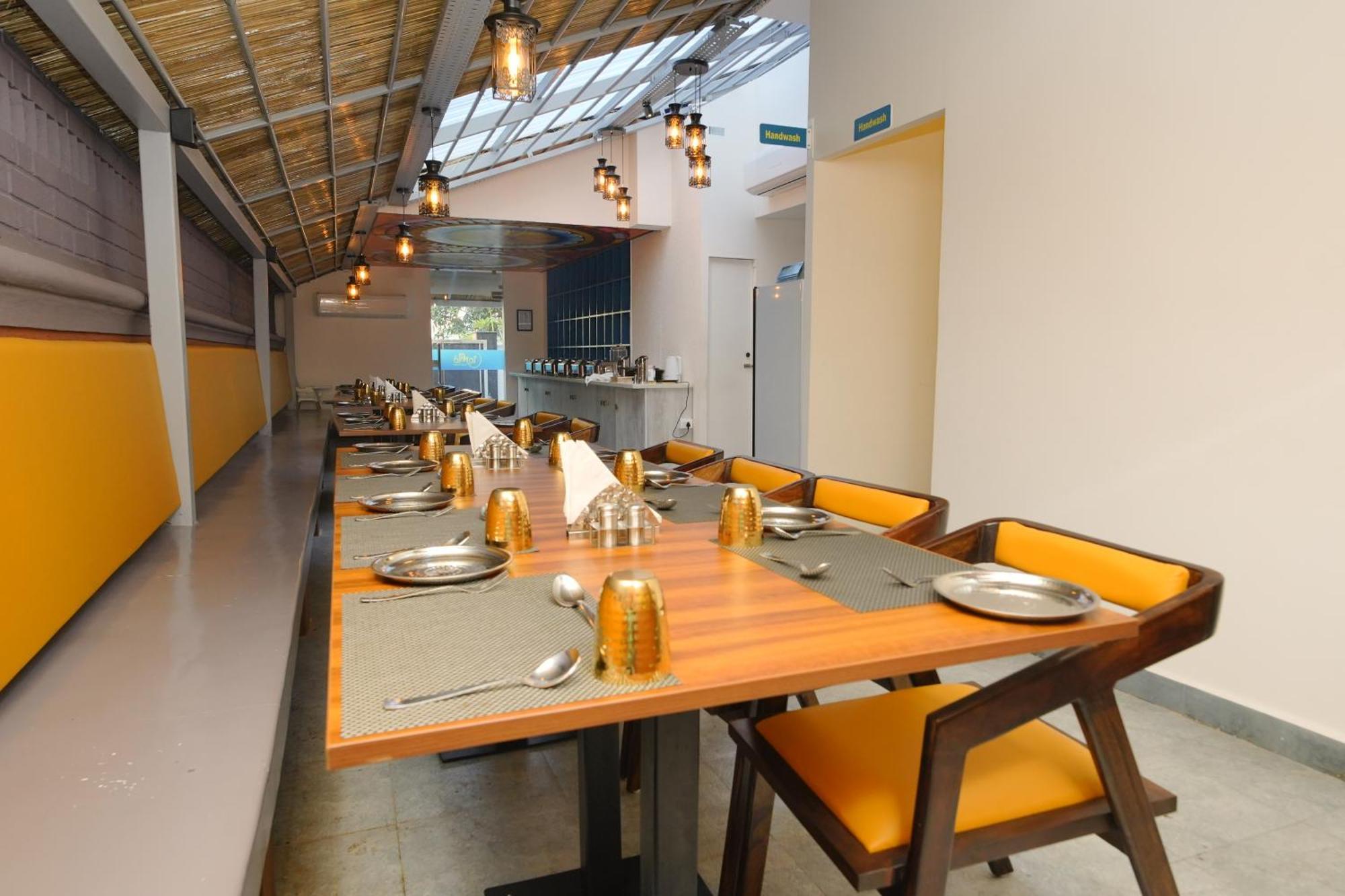 Bay Breeze Suites Chennai Ngoại thất bức ảnh