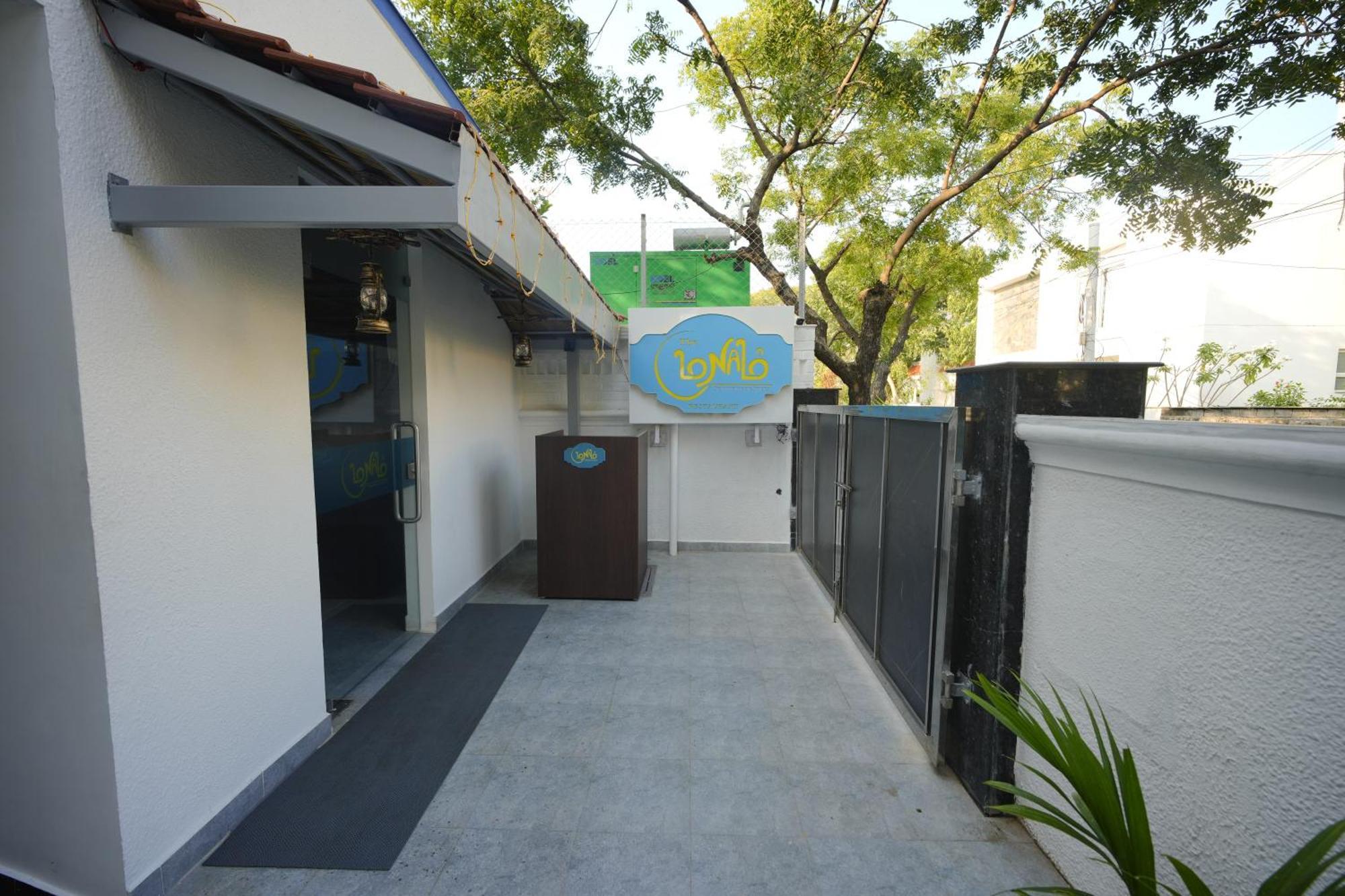 Bay Breeze Suites Chennai Ngoại thất bức ảnh