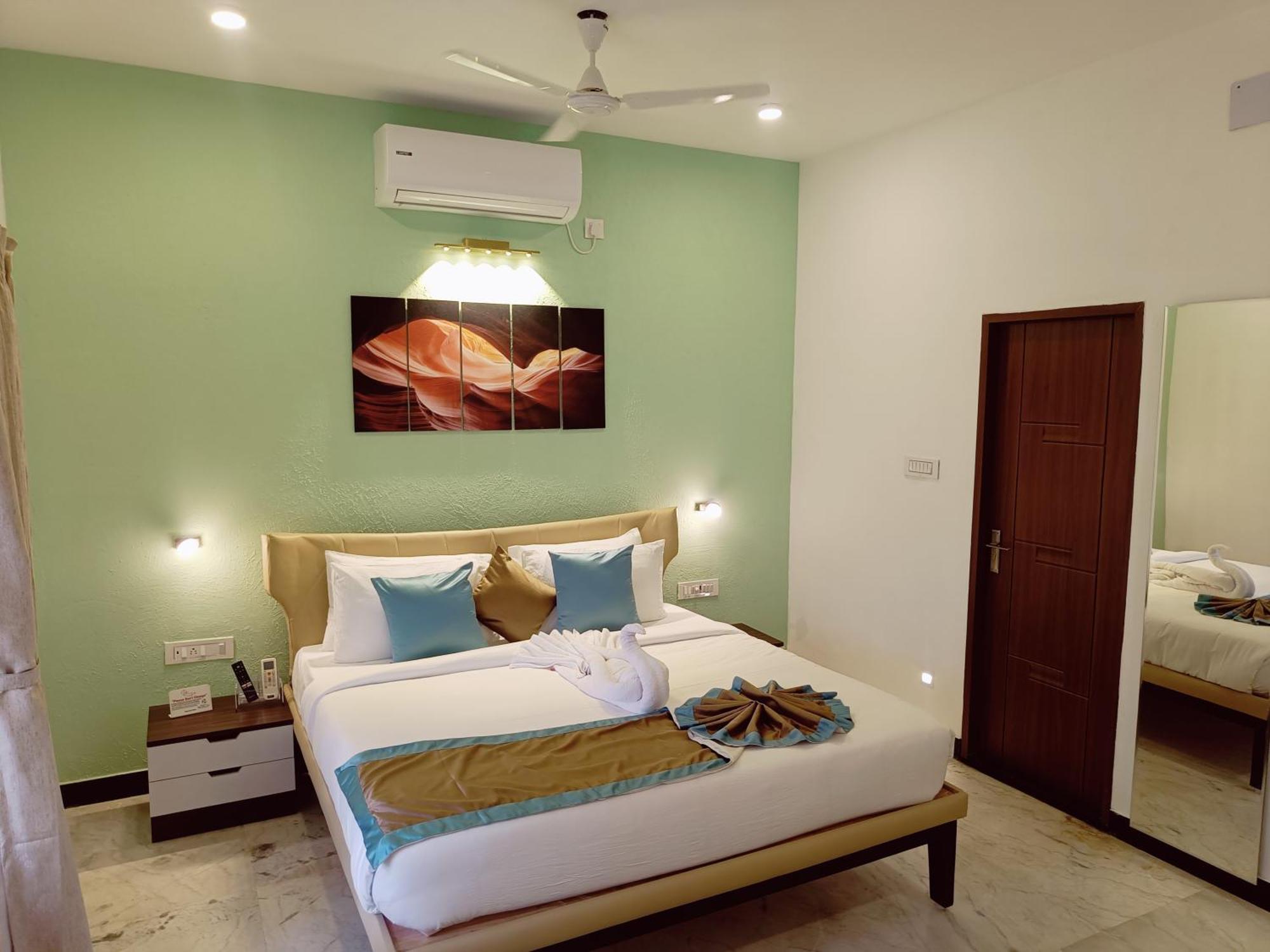 Bay Breeze Suites Chennai Ngoại thất bức ảnh