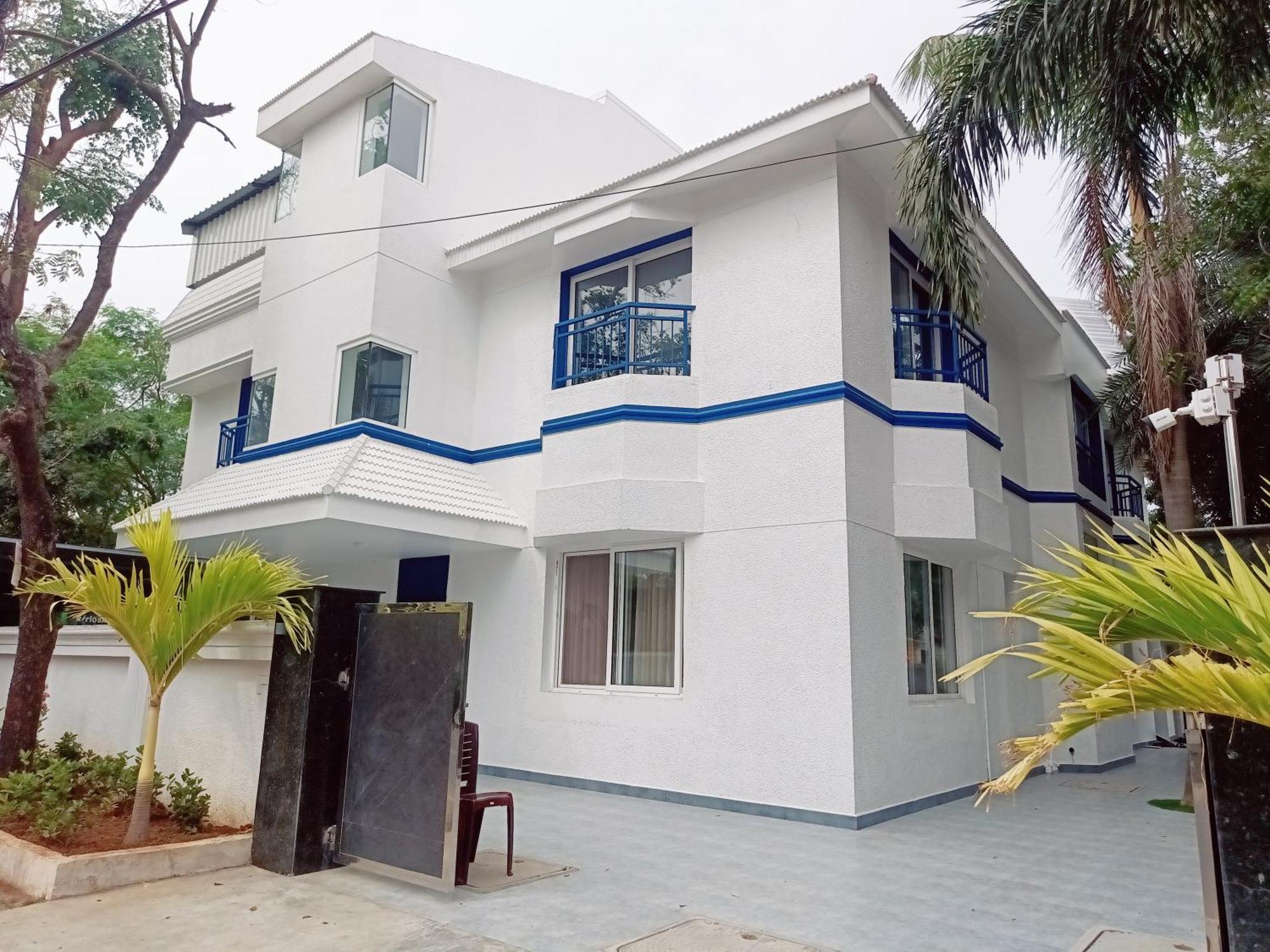 Bay Breeze Suites Chennai Ngoại thất bức ảnh
