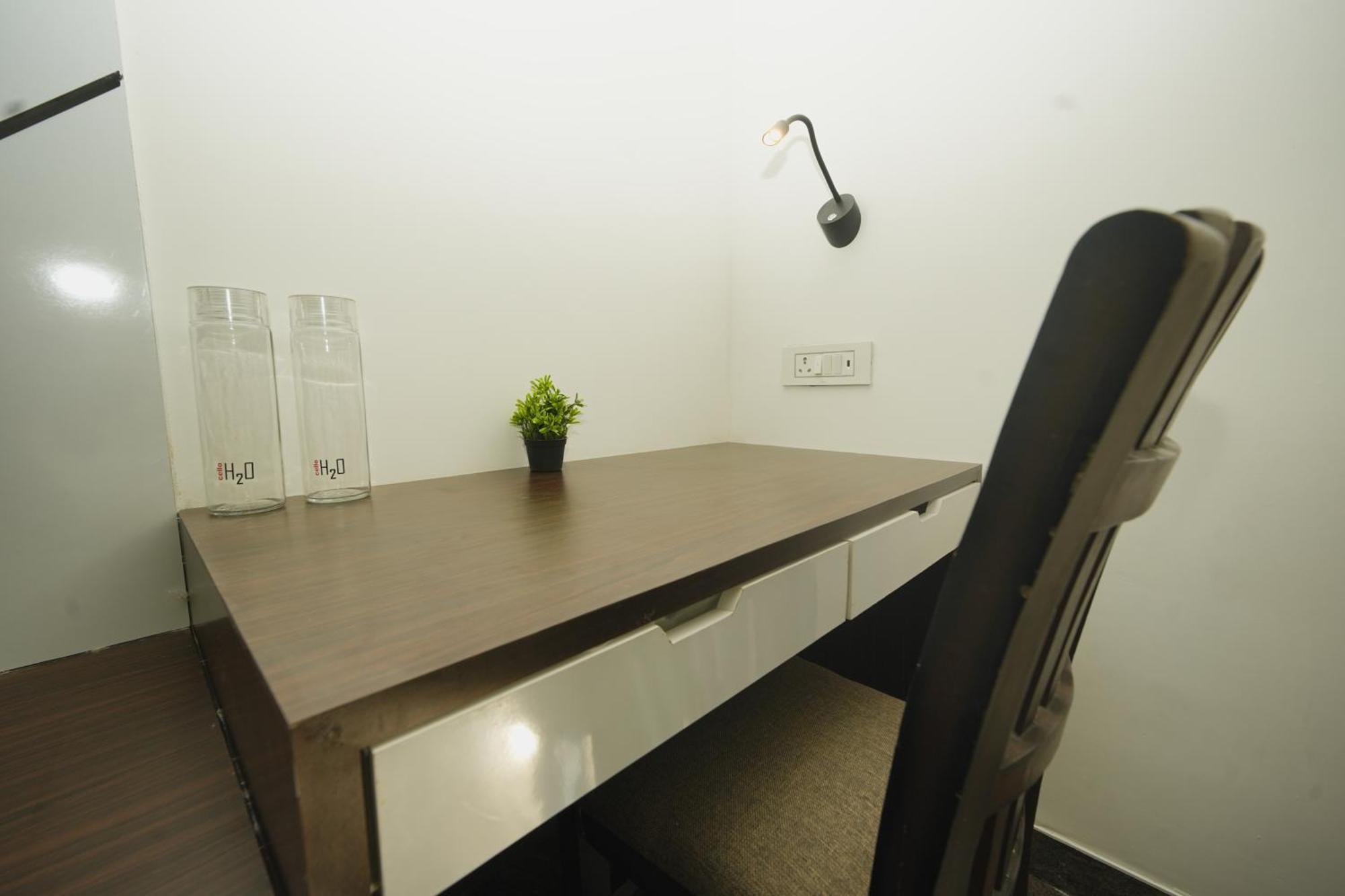 Bay Breeze Suites Chennai Ngoại thất bức ảnh
