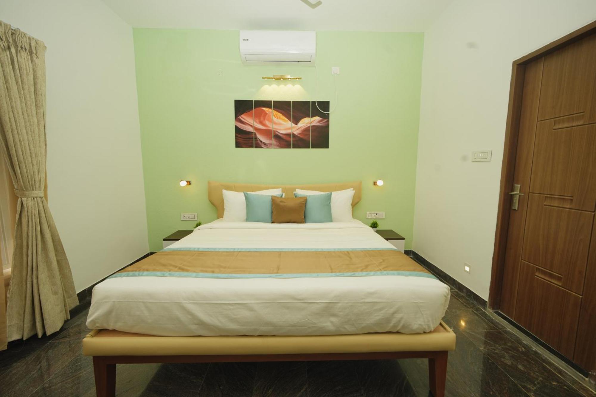 Bay Breeze Suites Chennai Ngoại thất bức ảnh