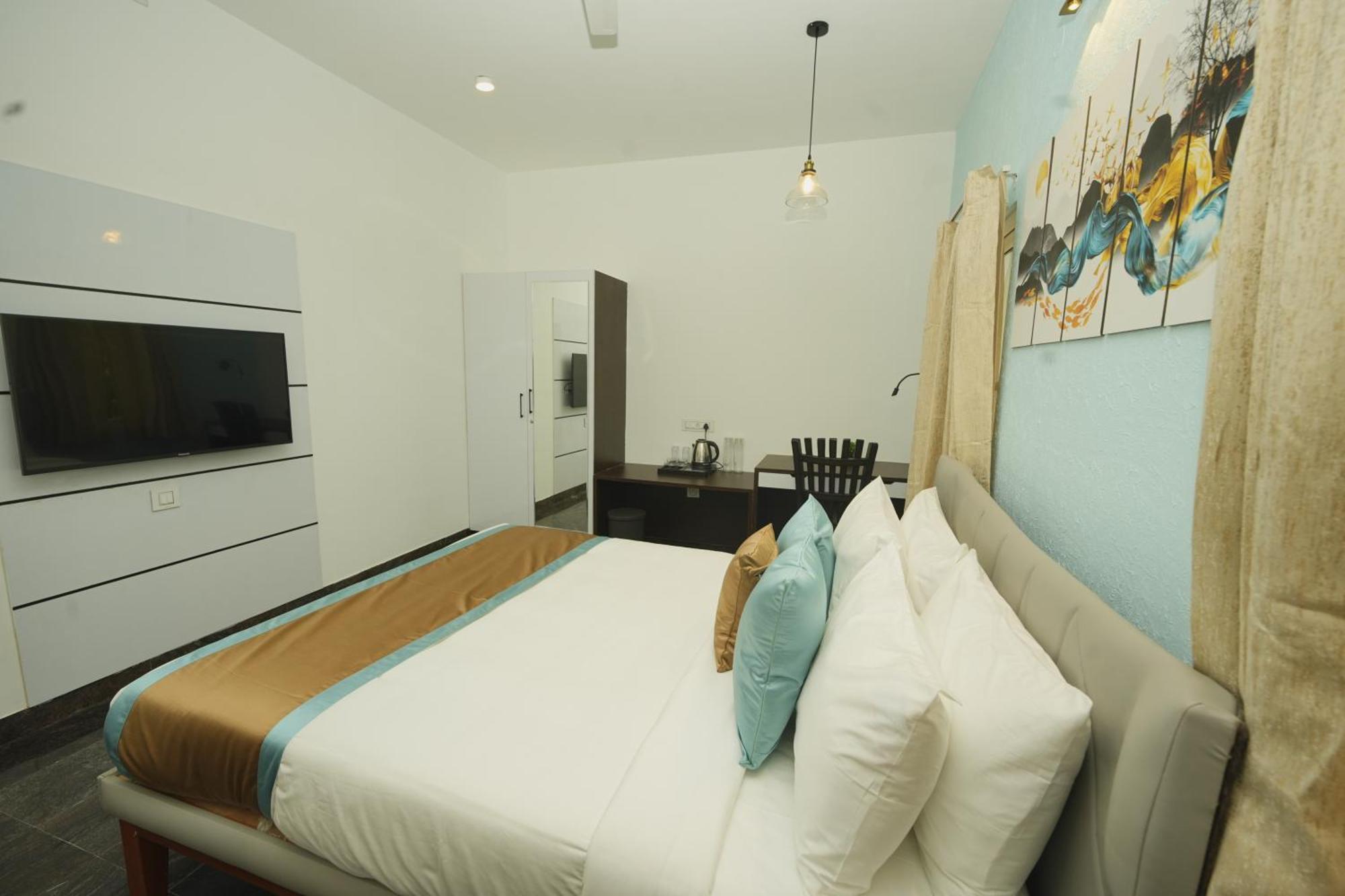Bay Breeze Suites Chennai Ngoại thất bức ảnh